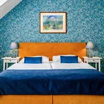 Bluebell Hotel 3*