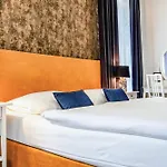 Hotel Bluebell 3*