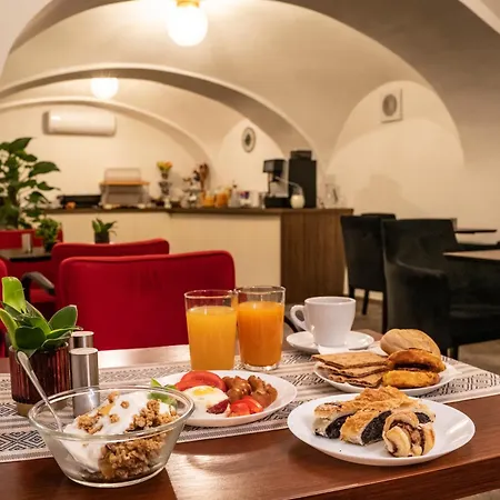 Bluebell Hotel Bratislava
