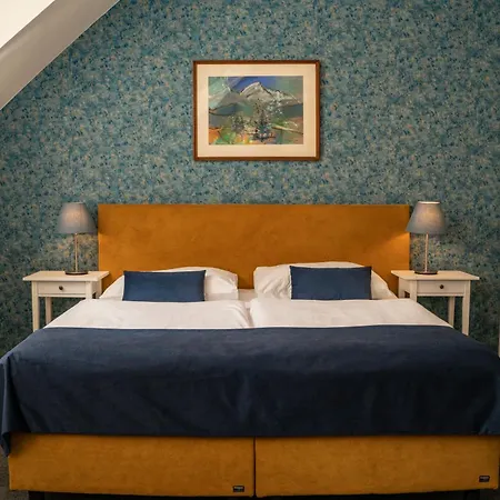 Hotel Bluebell