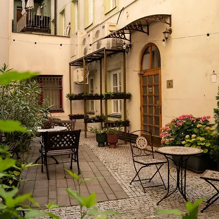 Bluebell 3* Bratislava
