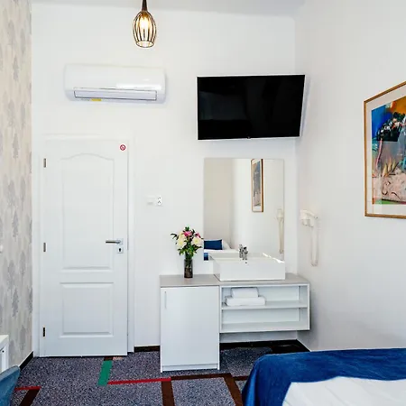 Hotell Bluebell Bratislava