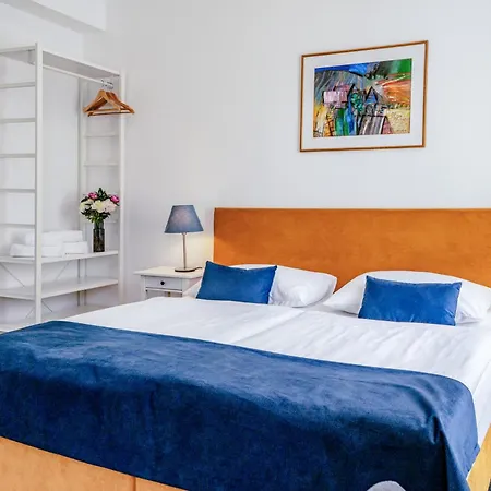 Отель Bluebell Братислава