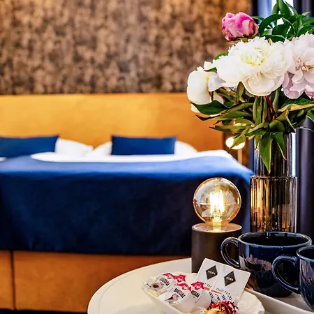 Hotel Bluebell 3*