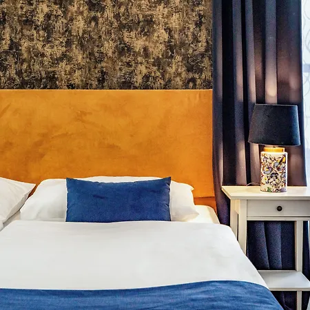 Hotel Bluebell 3*